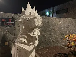 Costa Adeje - Siam Mall urok zakupów pod gwiaździstym niebem